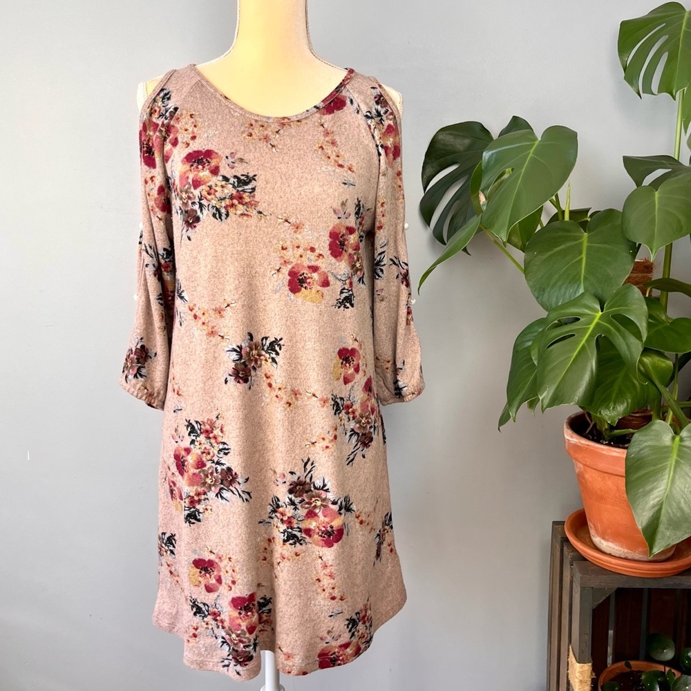 Alya Floral Long Sleeve Cold Shoulder Dress Size Small